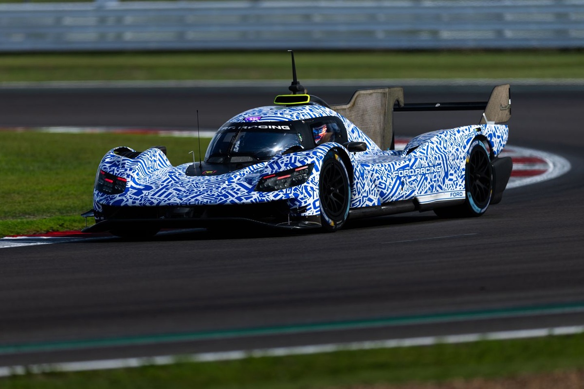 Motorsport.com